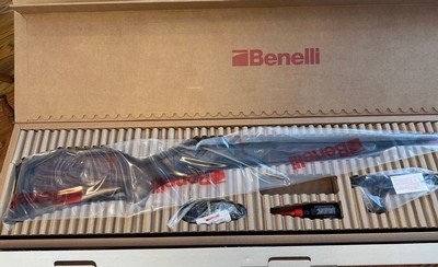 Benelli Lupo 300 Win Mag, 24", Bolt Action, (11909)