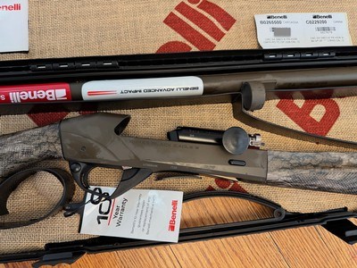 BENELLI SBE 3 CERAKOTE 12GA 28
