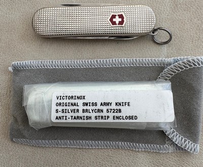 VICTORINOX STERLING SILVER BARLEYCORN CLASSIC POCKET KNIFE, NEW - Image 1 of 3