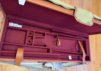 LEATHER GUN CASE WITH COVER FOR 30