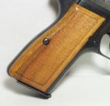 Browning Hi-Power 9 mm Made 1972 - 2 of 14