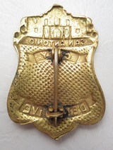 4 Early San Antonio Police Dept. Detective Badges - 9 of 9