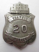 S.A.P.D. Traffic Police #20 Badge – Eagle/Alamo Top - 1 of 3