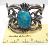 SANDCAST BRACELT – STERLING & TURQUOISE – NAVAJO from COLLECTING TEXAS – MADE by HARRISON BITSUE - 6 of 6
