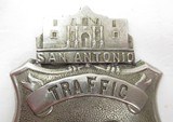 S.A.P.D. TRAFFIC POLICE #20 BADGE – EAGLE/ALAMO TOP from COLLECTING TEXAS - 2 of 3