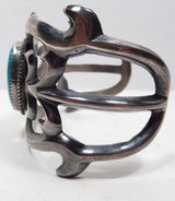 SANDCAST BRACELT – STERLING & TURQUOISE – NAVAJO from COLLECTING TEXAS – MADE by HARRISON BITSUE - 2 of 6