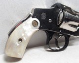 SMITH & WESSON .38 SAFETY HAMMERLESS REVOLVER from COLLECTING TEXAS – 5TH MODEL – PEARL GRIPS - 6 of 16