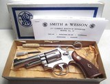 SCARCE SMITH & WESSON MODEL 19 – 4 SCREW VARIATION .357 MAG. REVOLVER from COLLECTING TEXAS – ORIGINAL BOX – TEXAS SHIPPED - 1 of 18