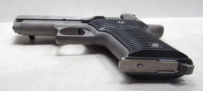 AMT AUTOMAG II SEMI-AUTO PISTOL in .22 MAGNUM CALIBER from COLLECTING TEXAS – 2 EXTRA MAGAZINES INCLUDED - Image 10 of 14