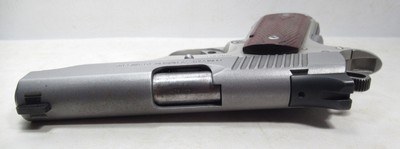 KIMBER COMPACT ALUMINUM STAINLESS .45 AUTOMATIC PISTOL from COLLECTING TEXAS – 2 EXTRA WILSON COMBAT MAGAZINES - Image 8 of 15