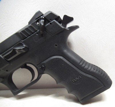 MAGNUM RESEARCH DESERT EAGLE 9mm PISTOL from COLLECTING TEXAS – NEW in BOX with ACCESSORIES - Image 3 of 14
