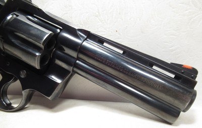 VERY NICE EARLY COLT PYTHON MODEL REVOLVER with EXCEPTIONAL JIG BONE GRIPS from COLLECTING TEXAS – MADE 1969 - Image 3 of 15