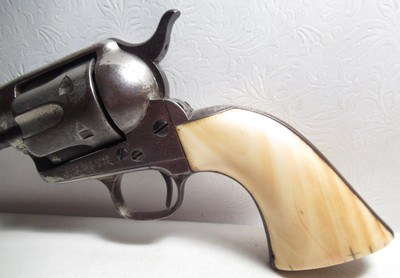 ANTIQUE FACTORY NICKEL COLT ETCH PANEL SINGLE ACTION ARMY REVOLVER from COLLECTING TEXAS – 44-40 with DECORATED IVORY GRIPS - Image 6 of 18