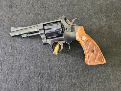 S & W Model 18-3, .22 long rifle - Image 2 of 4