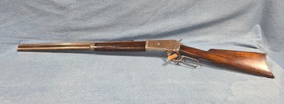 Winchester Model 1886 in .40-82 WCF is a lever-action rifle - Image 4 of 8