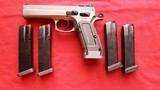 Like New SAR Model K-12 Sport 9mm, 4 Mags - 3 of 8