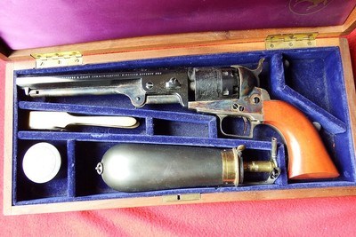 Colt 1971 Robert E. Lee and Ulysses S. Grant Commemorative Black Powder Pistol Set. - Image 5 of 8