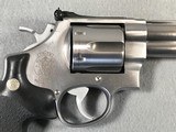 SMITH & WESSON 629-4 CLASSIC .44 MAGNUM - 2 of 18