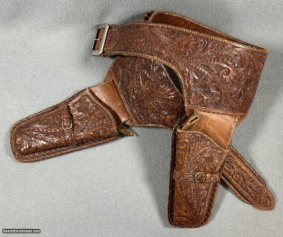 WESTERN 2 GUN BUSCADERO / HOLLYWOOD STYLE HOLSTERS AND BELT