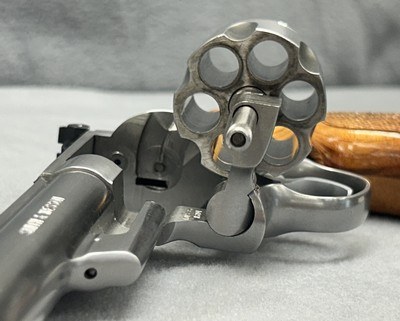 SMITH & WESSON MODEL 629-1 .44 MAGNUM - Image 13 of 15