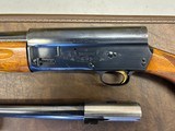 Browning Belgium Shotguns - A5
Light 12 Round Knob Long Tang two barrel set with case - 6 of 12