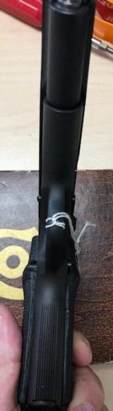 WTS: Colt 1911 Gold Cup Series 70 in .45 ACP with original matching numbered box Excellent condition - 4 of 10