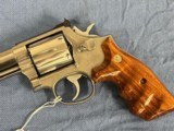 WTS: Smith & Wesson 686 with rare Factory Finger Grove grips. 6