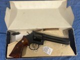 WTS: Smith & Wesson Model 586-2 .357 Mag, Blued steel 6