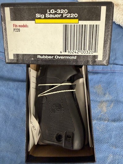 WTS: Crimson Trace Grip set for Sig Sauer P220