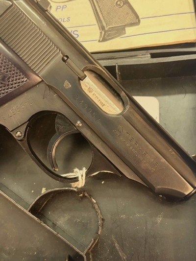 WtS: Walther PPK/S 9mmk aka .380, Interarms Import in Excellent Plus condition with box and papers. - Image 3 of 6