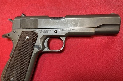 Colt 1911, M1911A1, .45ACP, US Army, Made in 1941 with US Holster, SN#739765 - Image 5 of 15
