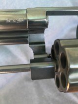 Pristine factory Engraved Smith & Wesson 44 Magnum model 29 - 9 of 13