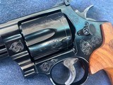 Pristine factory Engraved Smith & Wesson 44 Magnum model 29 - 6 of 13