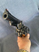 Pristine factory Engraved Smith & Wesson 44 Magnum model 29 - 11 of 13