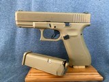 Almost brand new Glock 19X in FDE color in box with all extras - 1 of 13