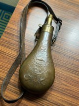 Outstanding US M-1855 Civil War Rifleman’s Eagle Piece Flask with original strap - 5 of 5