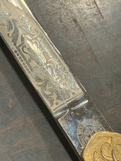Rare Minty German WW2 Officers Sword with engraved presentation on both sides - Image 4 of 4