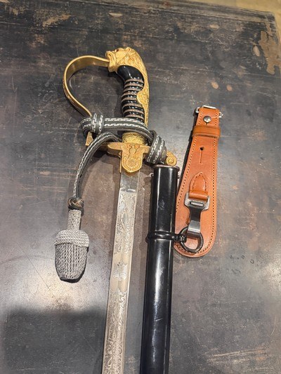 Rare Minty German WW2 Officers Sword with engraved presentation on both sides - Image 1 of 4
