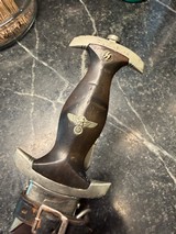 RARE SS EM DAGGER MFG. RICHARD HERDER WITH SS SPORTSCHULE 1934 ENHANCED BLADE - Image 3 of 13