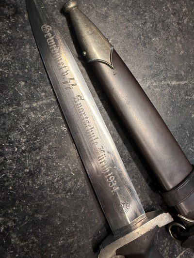 RARE SS EM DAGGER MFG. RICHARD HERDER WITH SS SPORTSCHULE 1934 ENHANCED BLADE - Image 10 of 13