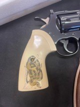 Colt Python .357 Mag 6