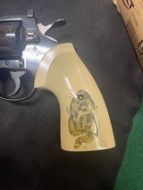 Colt Python .357 Mag 6