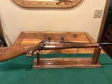 Weatherby Mark V .300 Weatherby Magnum - 1 of 8