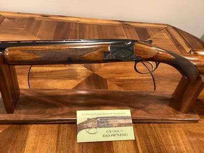 Browning Superposed Lightning 20 gauge over/under - Image 8 of 13