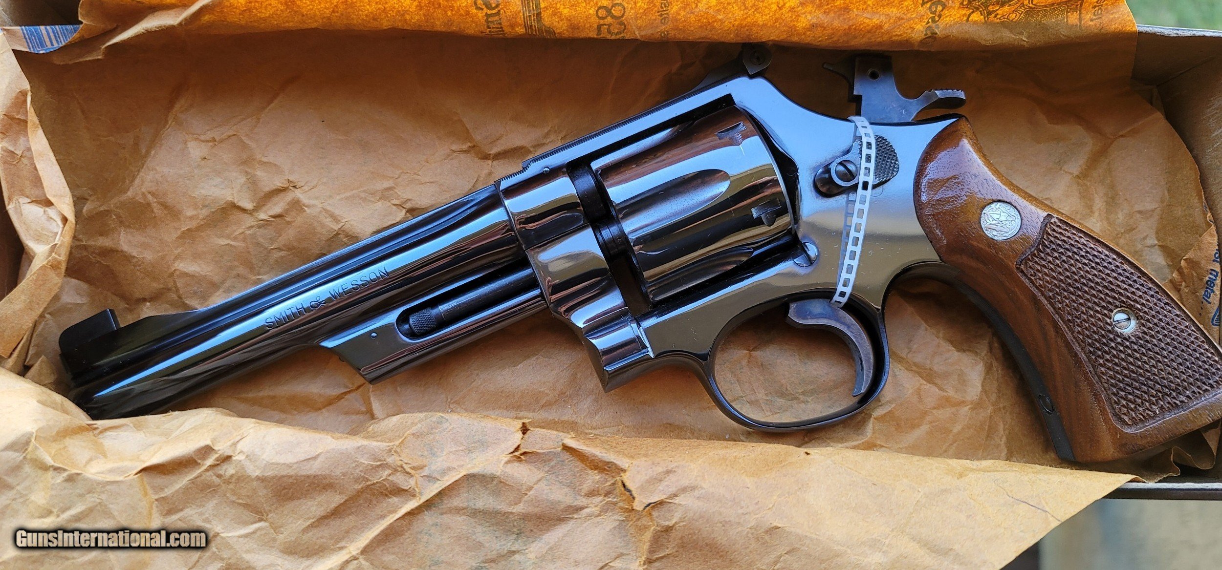 Smith and Wesson model 27-2 Blue with 6