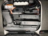 Glock 40 - 11 of 15