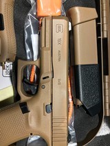 Glock G19X Gen 5 9MM Tan 4" Handgun - 5 of 8