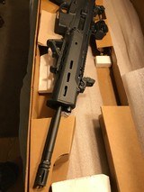 Bushmaster ACR 5.56 with red dot , as new - 4 of 15