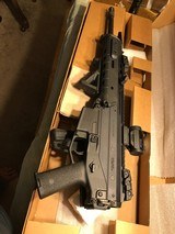 Bushmaster ACR 5.56 with red dot , as new - 15 of 15