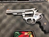 ROSSI MODEL 518 22LR 6 SHOT 4" SS , Excellent cond. - 2 of 11